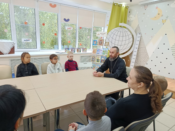 В воскресной школе «Свечечка» начался новый учебный год
