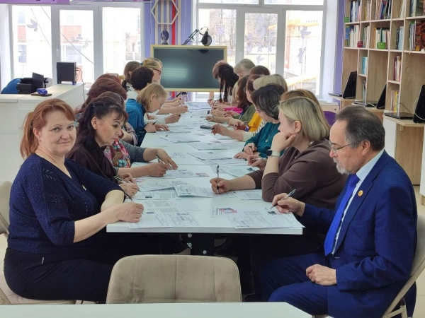 Диктанат Победы в Красноармейской центральной библиотеке