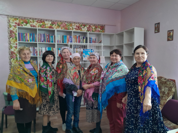 Покровские посиделки «В Покров день платок надень»