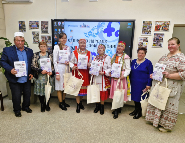 БИБЛИОНОЧЬ - 2026 зажгла огонь дружбы в центральной библиотеке!