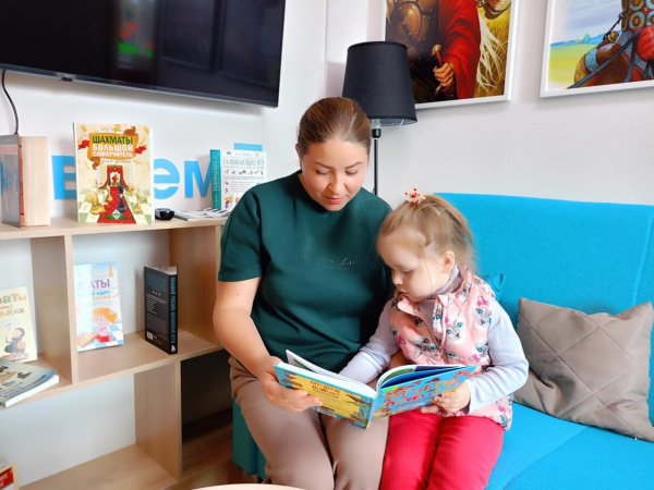 Встречи с юными читателями и их родителями