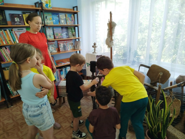 Здесь наших предков дух и созиданье