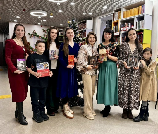 Между строк