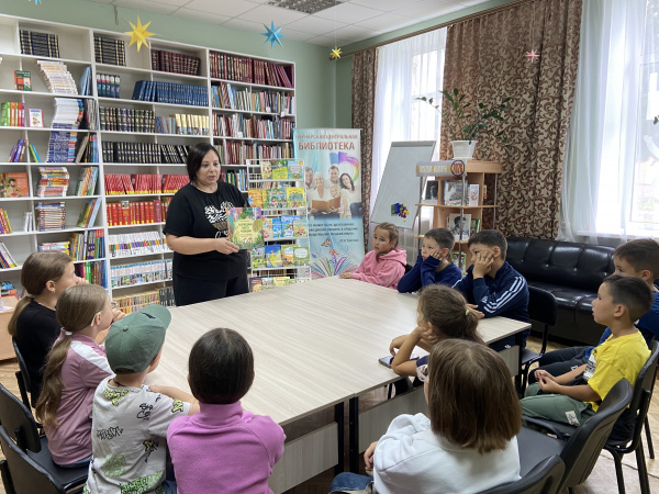 Летняя беседка "Выходи читать!"