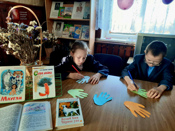 Час рассуждений «Толерантность - дорога к миру» (Мунсютская с/б)