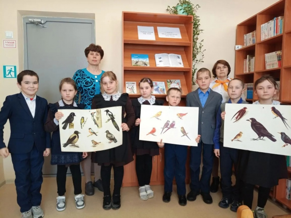 Международный день птиц в Алманчинской сельской библиотеке
