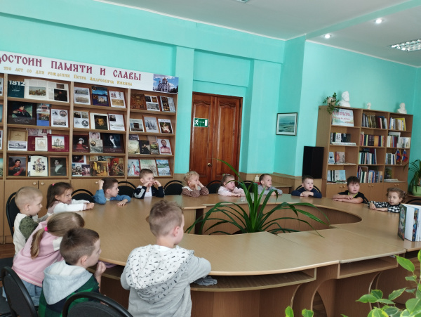 «День друзей: Крокодил Гена и его команда» Игровая программа ко Дню защиты детей
