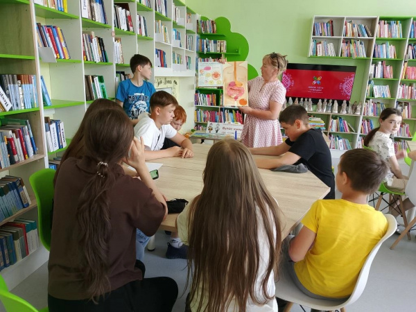 В зале «Сила семьи» зажглись огни ЧУДО-библиошествия
