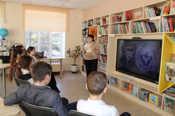 Читатели детской библиотеки присоединились к окружной библиотечной акции «Трагедия мирных жителей в годы войны»