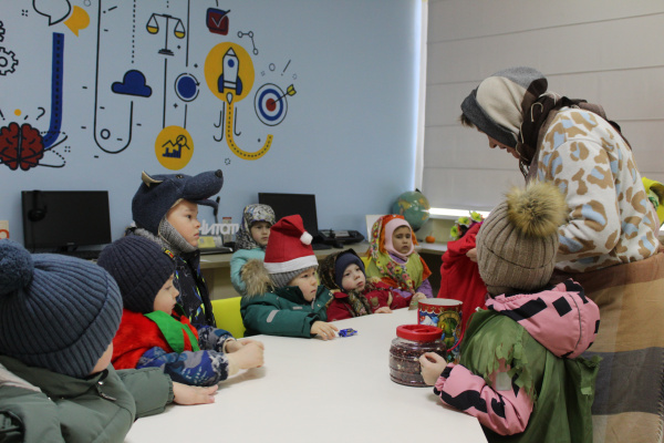 Святочные забавы – познавательно-игровой час в Кшаушской сельской библиотеке    