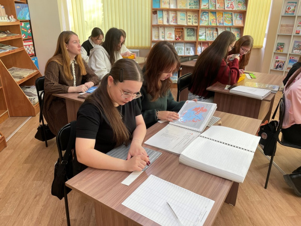 В спецбиблиотеке состоялась встреча, посвященная тифлопедагогу Луи Брайлю