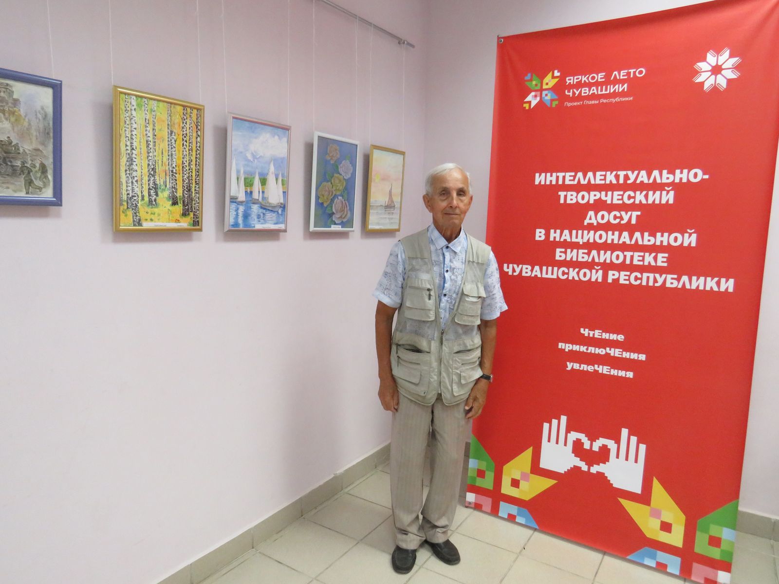 Второе призвание: открылась выставка Николая Иванова