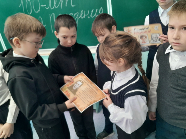 Историко- поэтический час «Подвиг разведчицы: Зина Портнова»