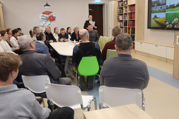 Встреча с передовиками-аграриями «Возродим село вместе» в Центральной библиотеке