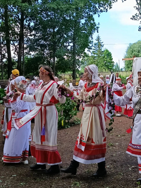 В ритме традиций