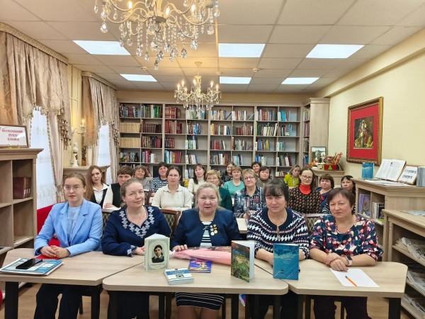 Встреча с чувашским писателем Людмилой Николаевной Сачковой в Ядринской центральной библиотеке
