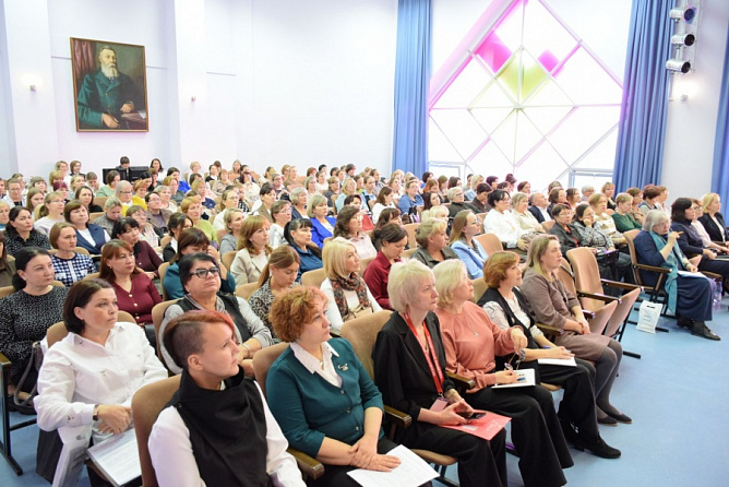 «Уникальное время для развития»: в Чувашии обсуждают будущее библиотек «Уникальное время для развития»: в Чувашии обсуждают будущее библиотек